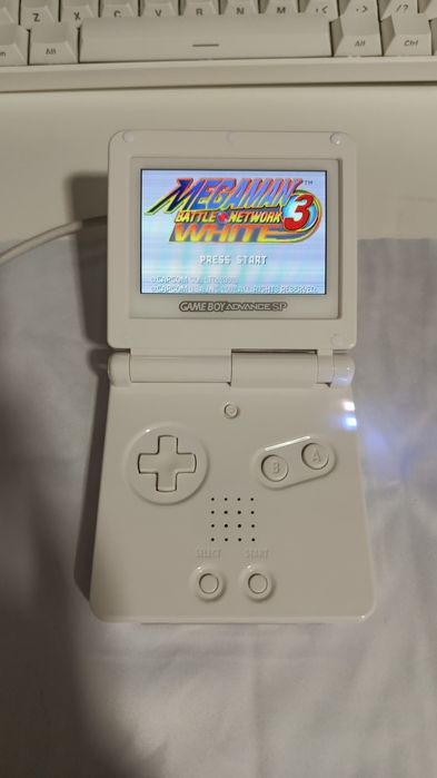 Game Boy Advance SP +  ecrã IPS + mod USB-C