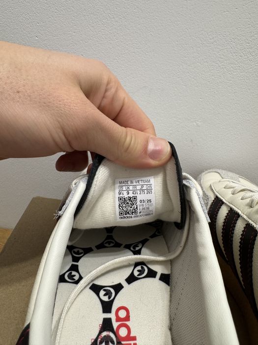 Adidas Handball Spezial – Off White / Core Black – roz. 43 1/3