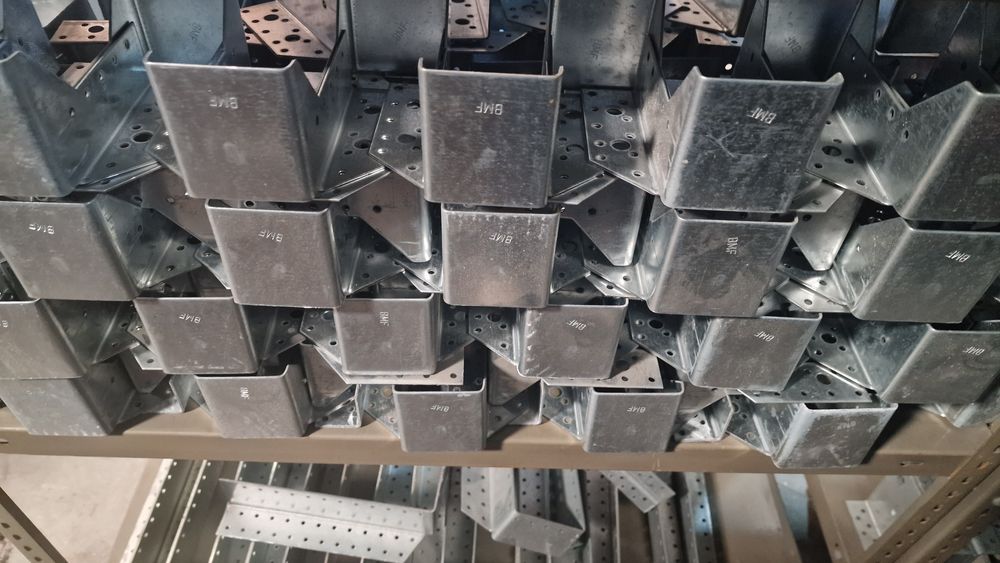 Suportes de apoio de fixação de postes  suportes em U SUPORTES AJUSTAV