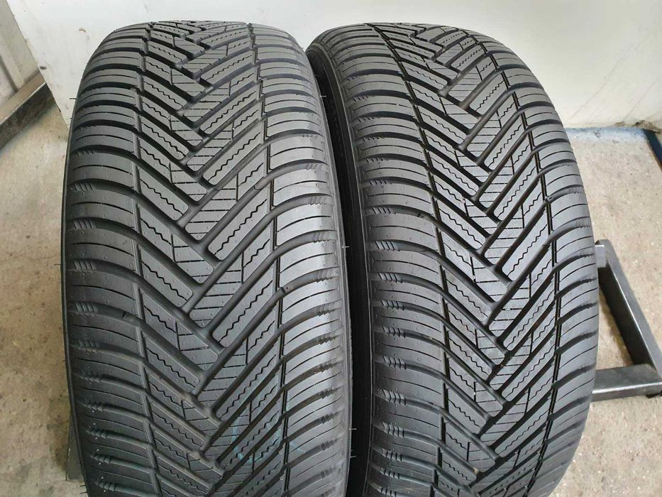 2x  Hankook Kinergy 4S 2 205/45r17  7,4mm 2024r
