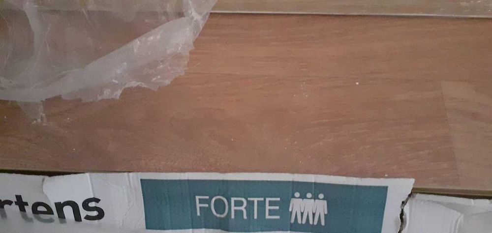 palete soalho flutuante cor Sevilha resistência forte A ESTREAR!