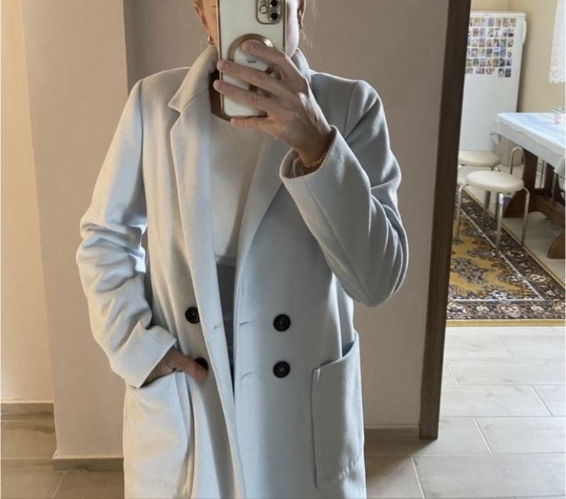 Пальто на весну