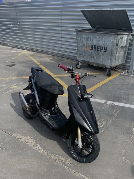 debamarock様 ブラック HI 28 旧型 honda dio af 28 zx - купити мопеди, скутери - Ціна на OLX.ua