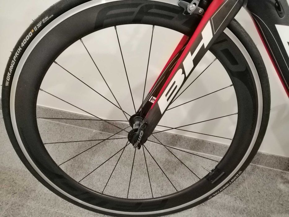 Bicicleta estrada BH G6