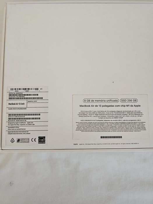 MacBook Air M1 2020 Dourado - 8GB 256GB