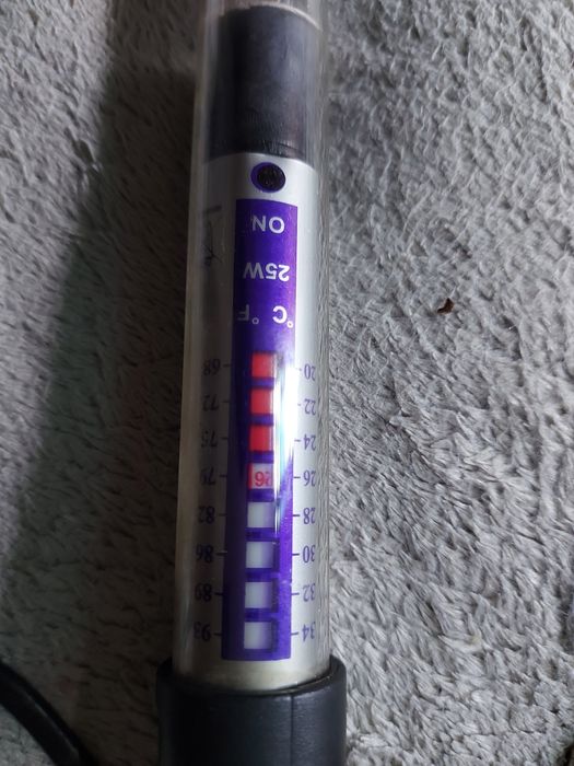 Все для аквариума, коряги ,грунт.