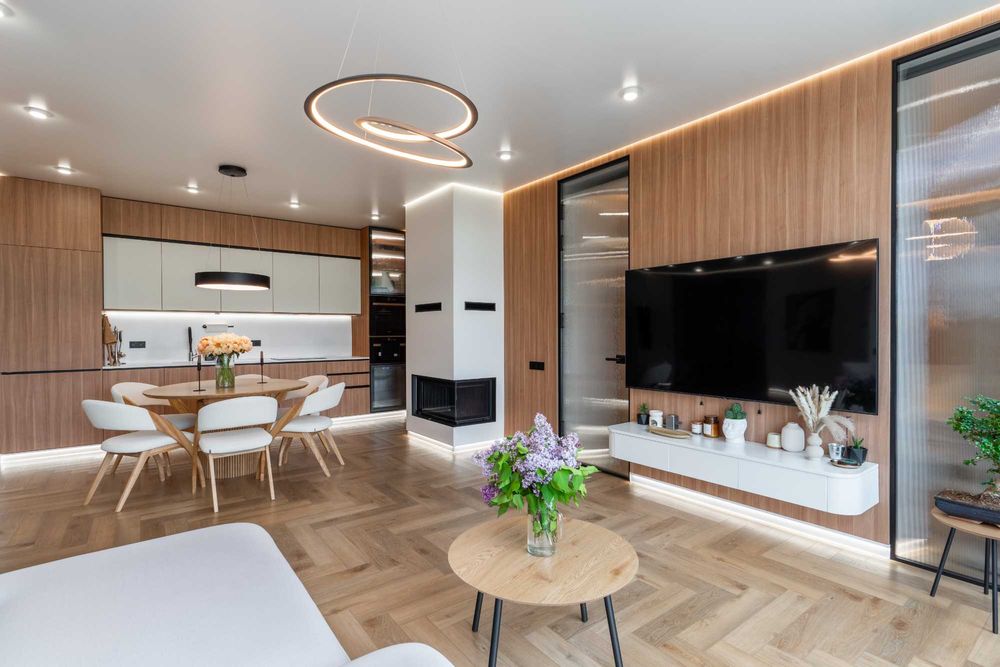 Крайній будинок черги! З оздобленням, ділянкою, меблями та технікою!