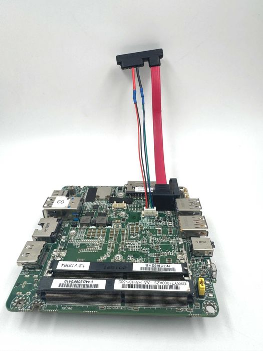 Материнка від Intel NUC i5-6260u (NUC6i5SYB)