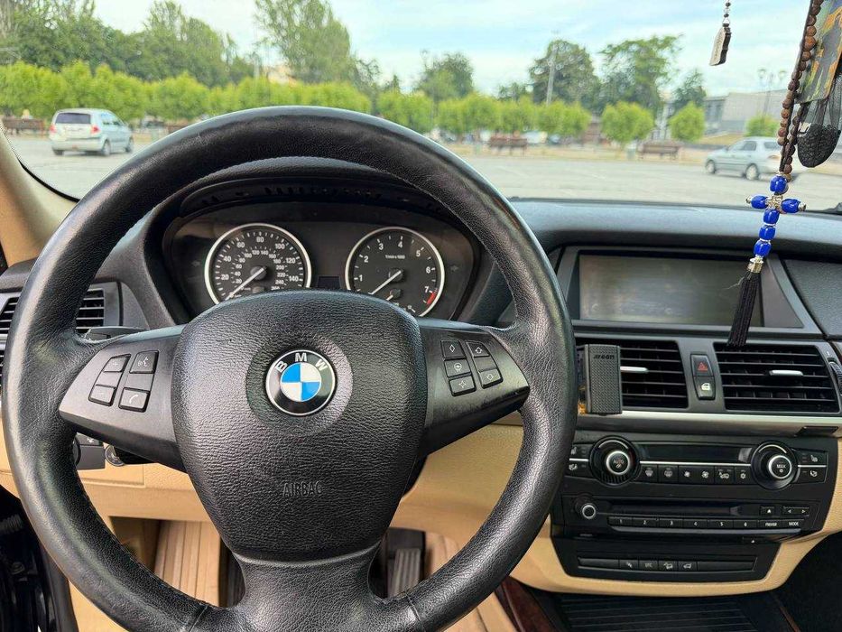 Продам BMW X5 2007