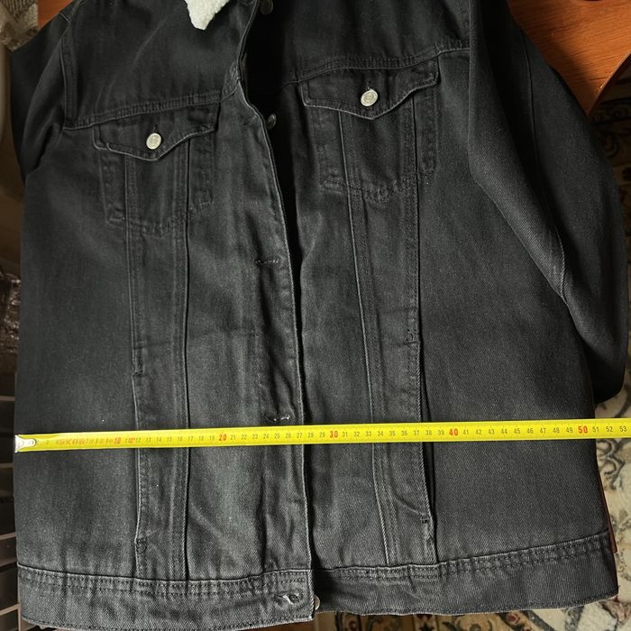 Джинсова утеплена куртка Stradivarius