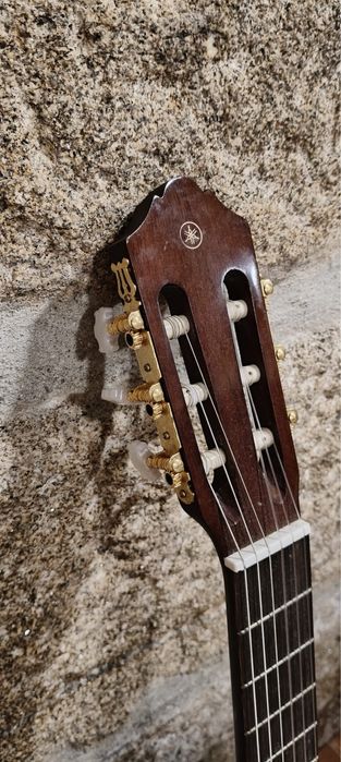 Guitarra Yamaha C70