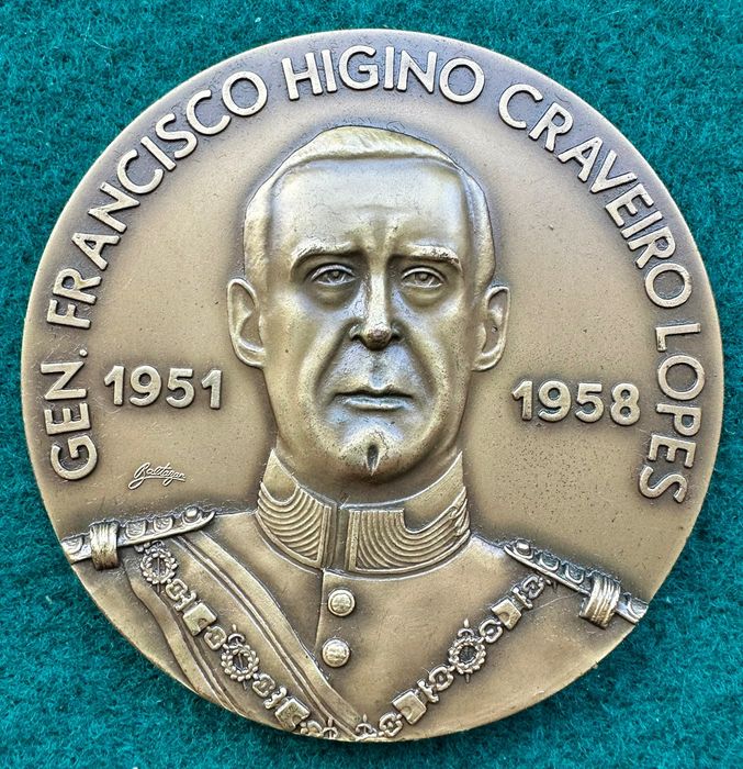 Medalha Gen. Francisco Higino Craveiro Lopes