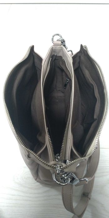 Кожаная сумочка Polina & Eiterou