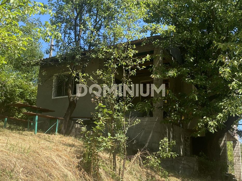 Продаж будинку в "малій  Швейцарії " м.Хуст