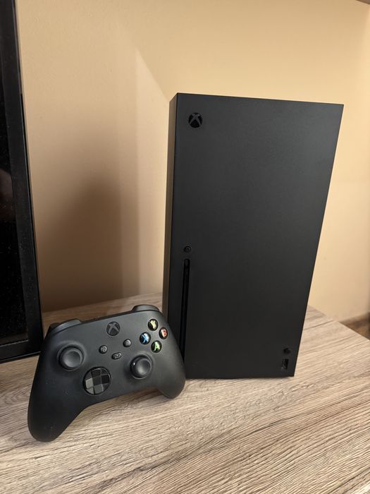 Xbox Series X 1TB SSD 4K HDR czarny