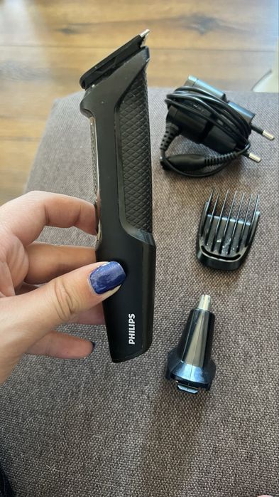 Тример philips .