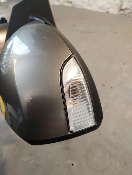 Lusterko prawe renault Megane III coupe TEHNK 8pin eu