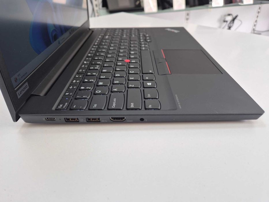 Lenovo ThinkPad E15 Inte i5 11 generacja Dysk 480gb ssd Pamięć 16gb Windows Gwarancja