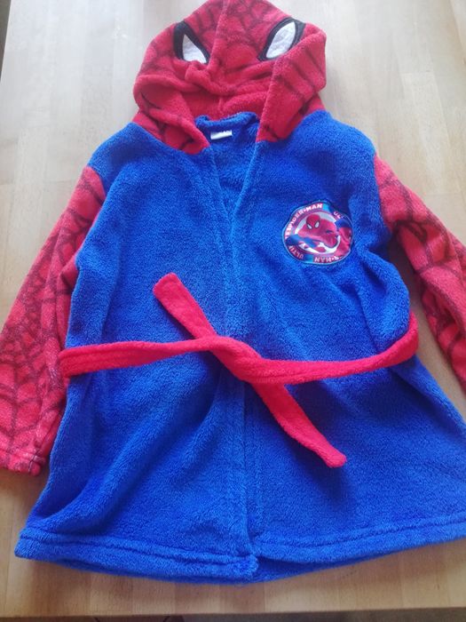 Szlafrok rozmiar 98 Firmy Marvel