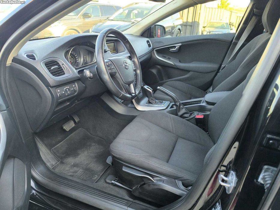 Volvo V40 D2 2.0 Kinetic Eco 120cv cx Aut - 17