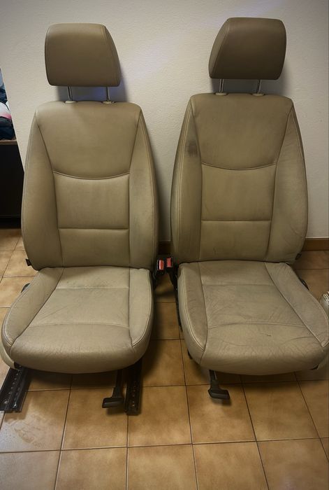 Conjunto de bancos em pele BMW E90