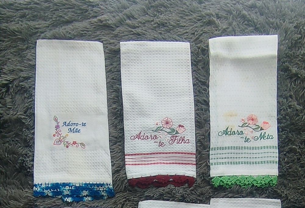 Pano com Crochet para o Dia da Mãe - Novo