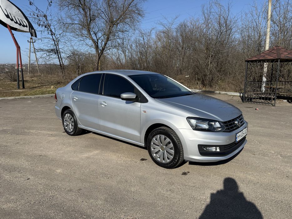 Volkswagen polo 1.4 V поколения 2017 року