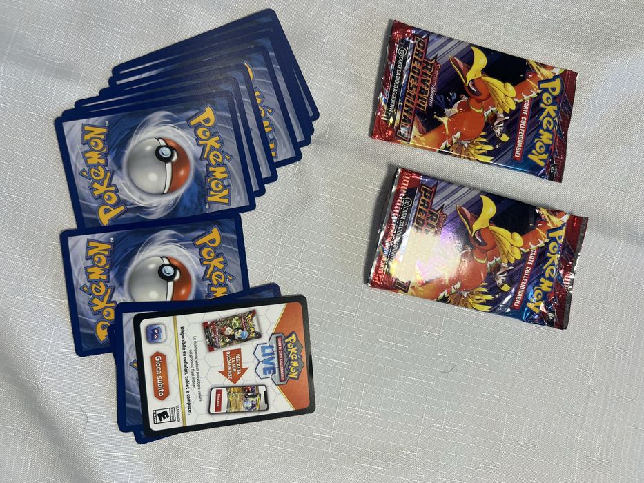 Karty pokemony dwie paczki za 5 zl