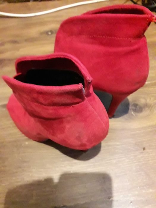 Carinii Botki szpilki Zamsz