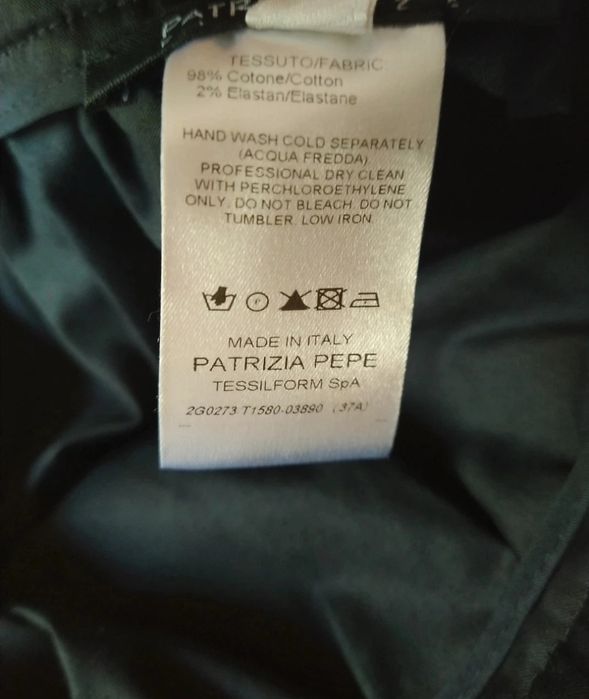 Saia preta Patrizia Pepe Firenze