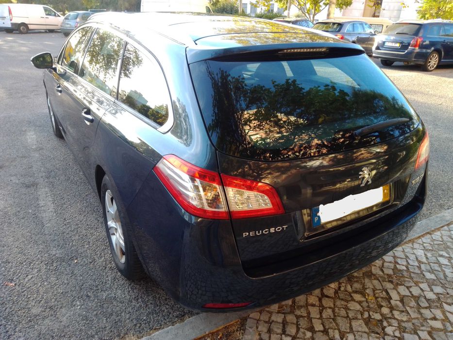 Carrinha Peugeot 508 SW caixa manual.