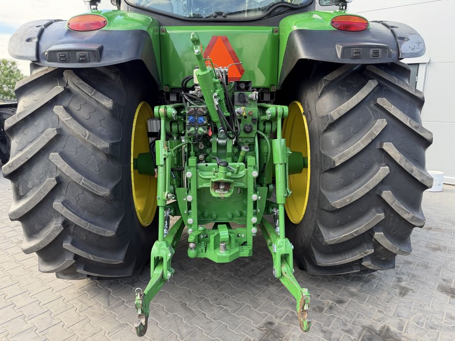 John Deere 7200 R