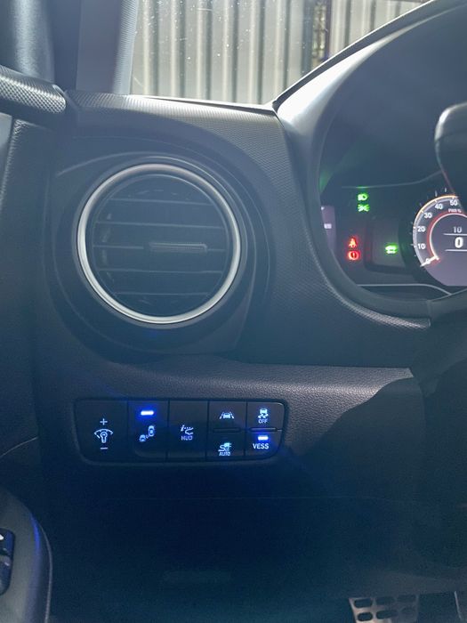 Hyundai kona electric 64kw Європа не Америка  максимальна NardoGrey