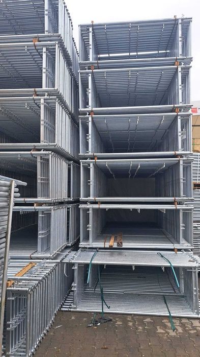 Rusztowanie elewacyjne P70 typu Plettac –  zestaw 72 m2