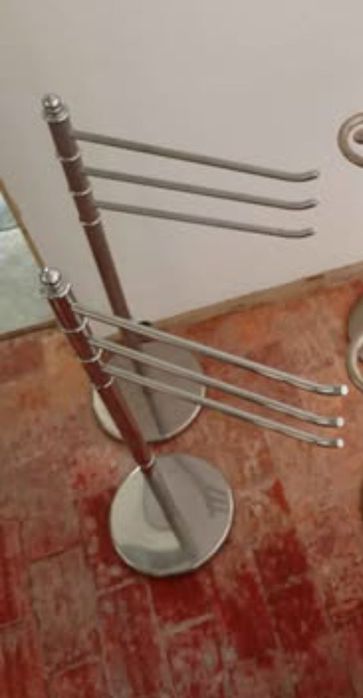Cabides  Toalheiros