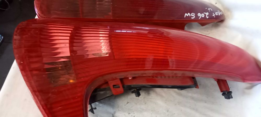 Farolim Peugeot 206 SW