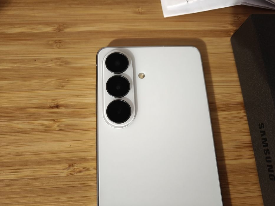 Troco/Vendo Samsung S26 512Gb novo com fatura e garantia!