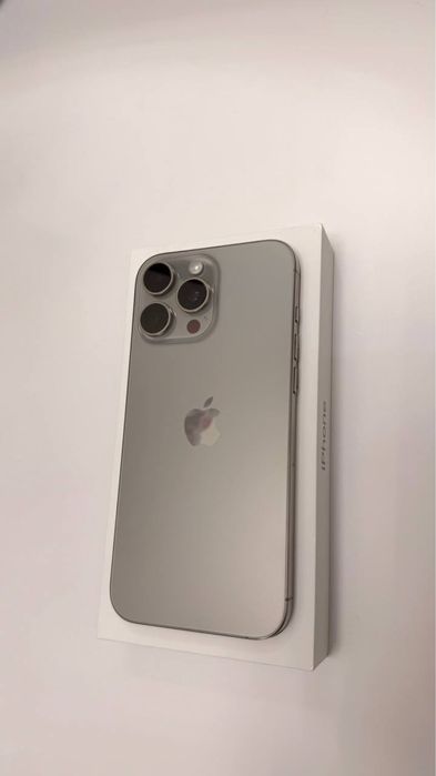 iPhone 16 Pro Max 256GB Natural Titanium,.