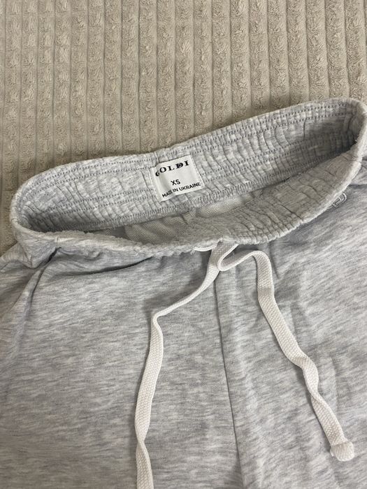 Шорти на дівчинку