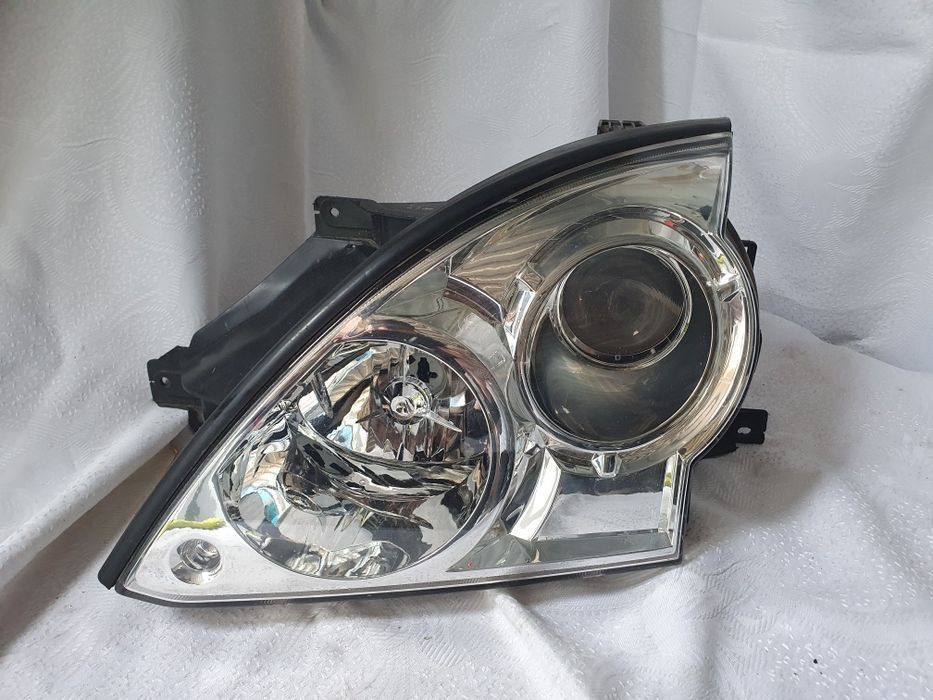 Lampa lewa przednia Hyundai Terracan Europa przód