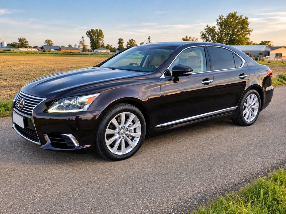 Lexus  LS460  AWD