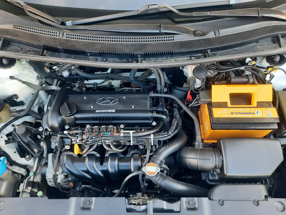 Продам Hyundai Accent 1.4 газ/бенз