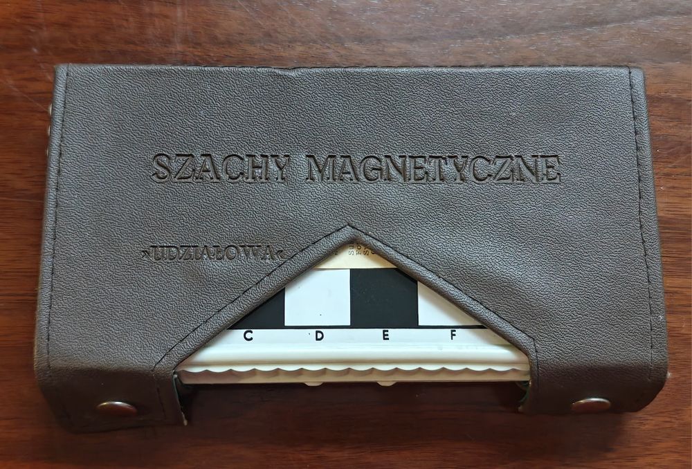 Szachy magnetyczne PRL