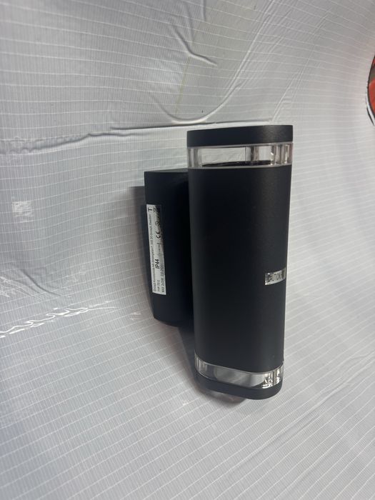 Lampy odwietlenie na budynek