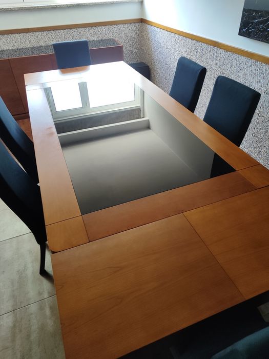 Mobília de Sala Completa (Mesa Extensível + Aparador + Quadro)