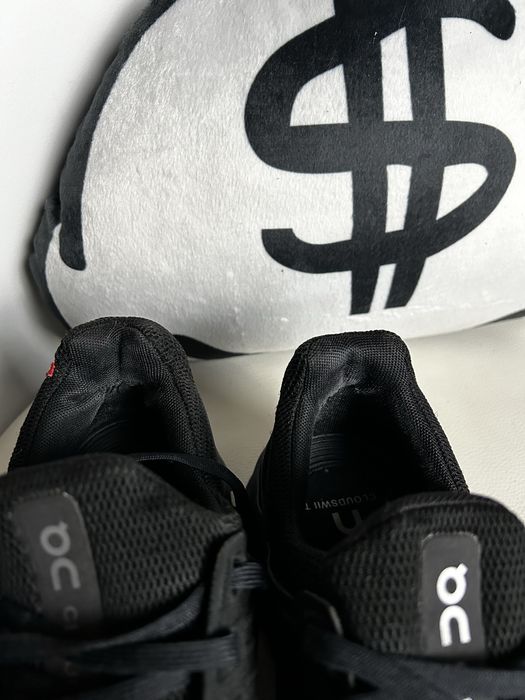 On Running Cloudswift 3 оригинал 42 размер