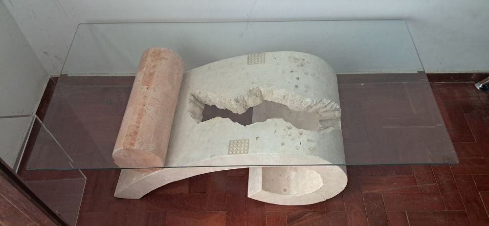 Mesa de vidro temperado com mármore