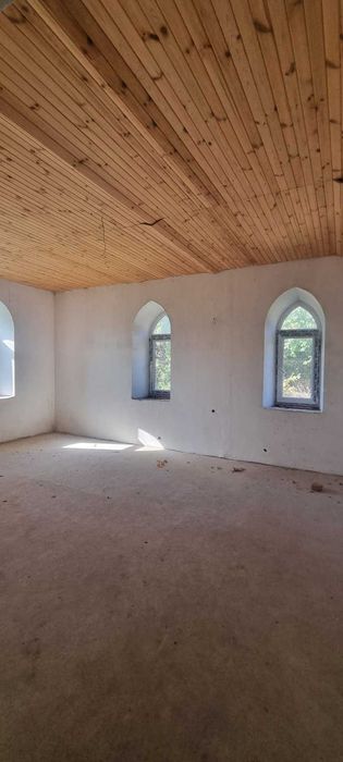 Продається турстичний комплекс .