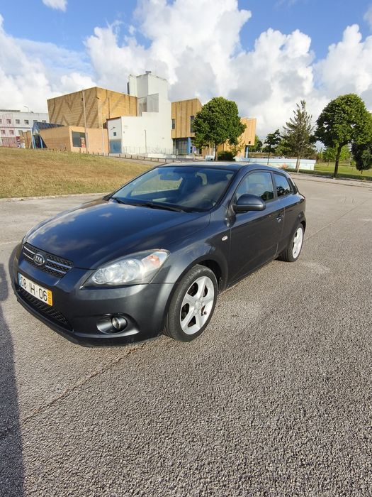 Kia Ceed 1.6 CRDI gasóleo