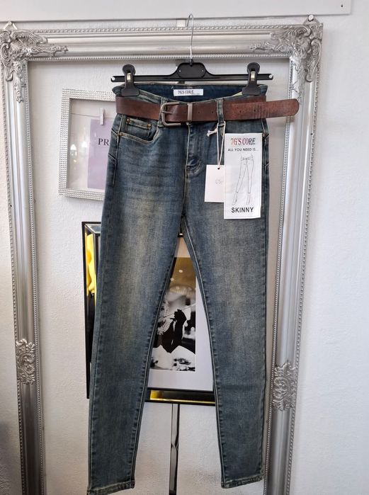 Spodnie skinny jeans nowe
Rozmiar 40
Rozmiar 40
